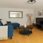 2 Bed Garden Flat In Islington